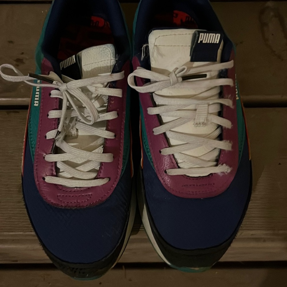 Boys Puma size 7
